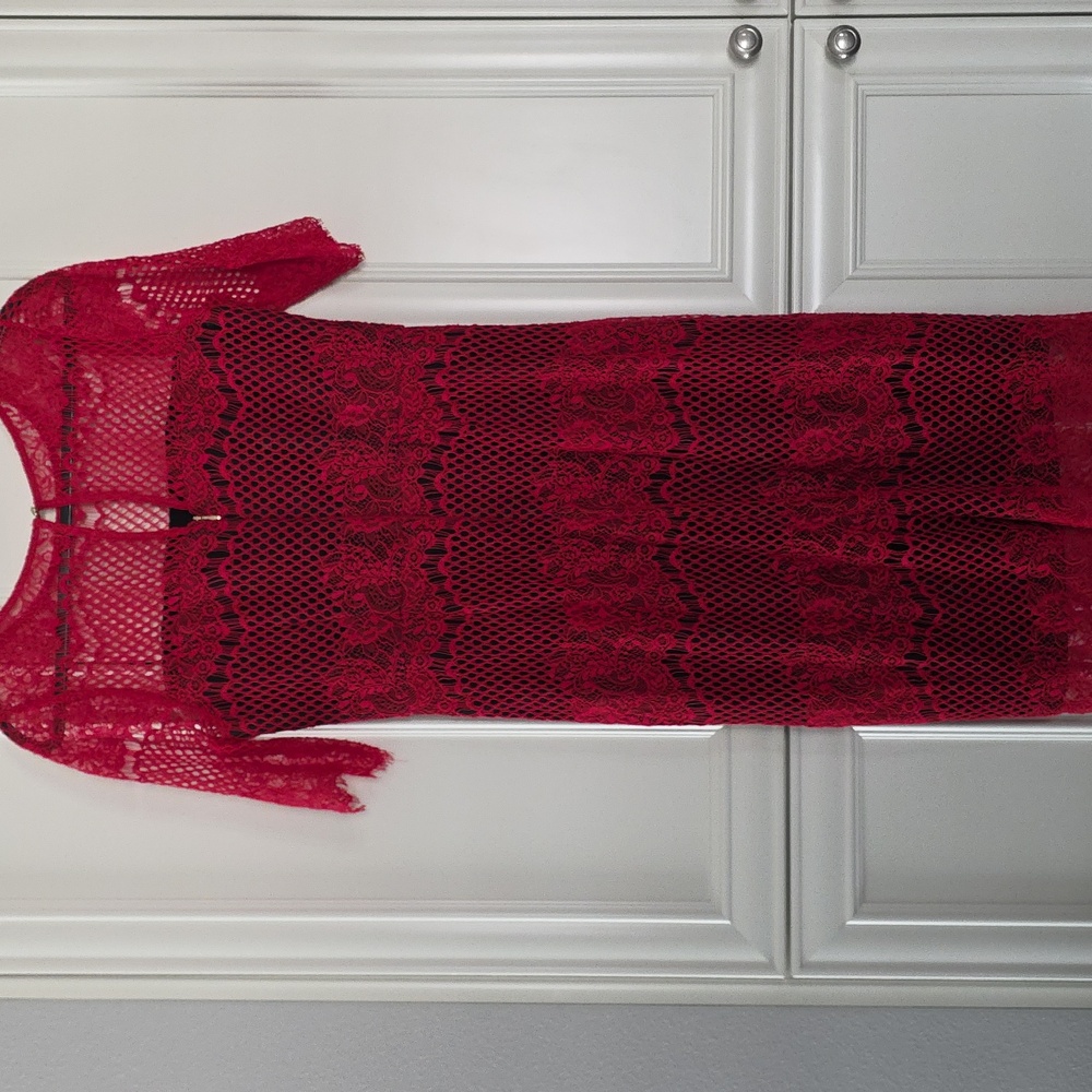 THALIA | $99 Eyelash Lace Pamplona Cocktail Dress - Picture 5 of 6